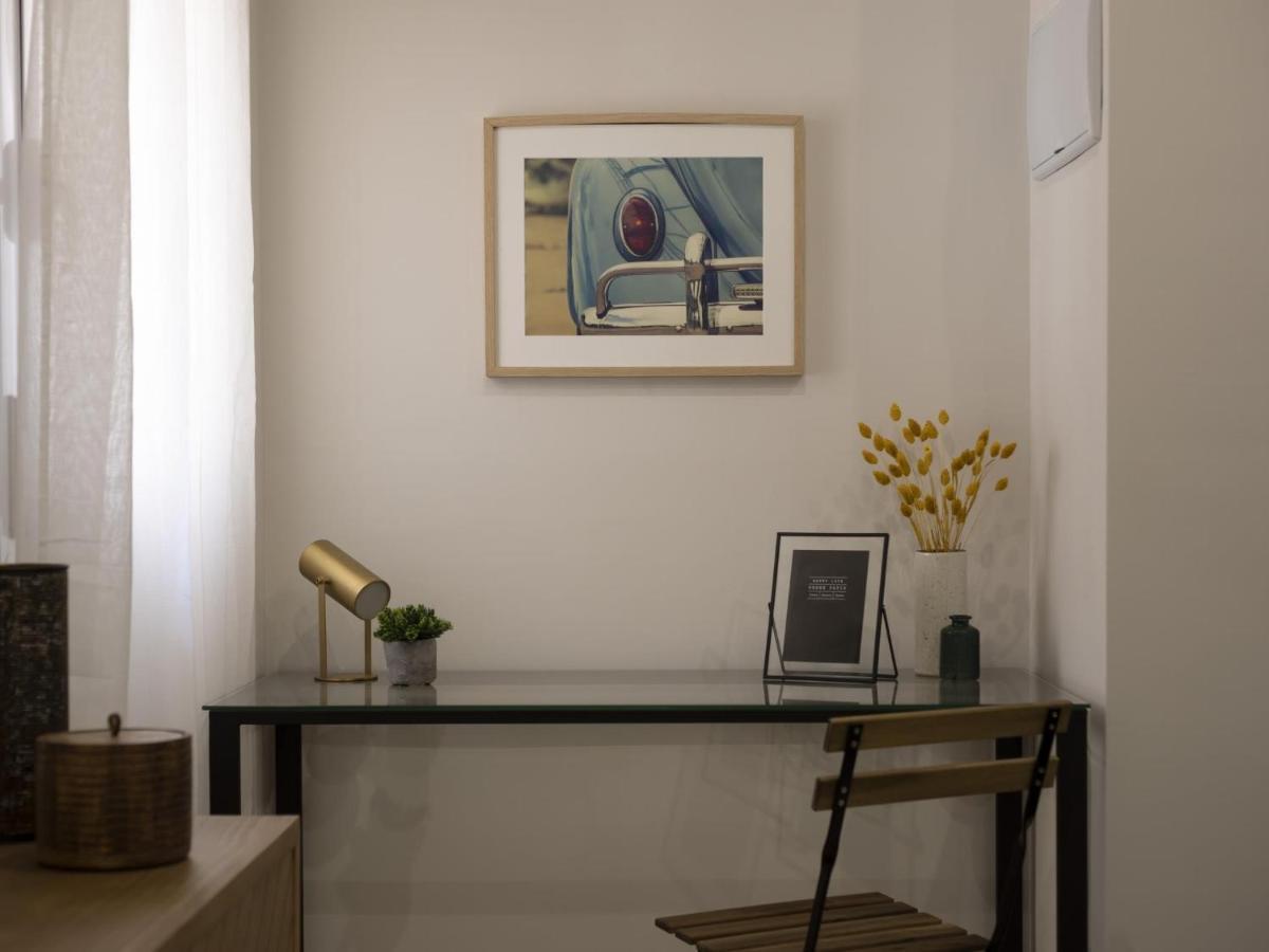 Beautiful Blue Triana Apartment Sevilla Eksteriør billede
